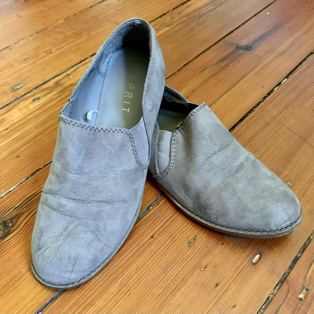 Esprit grey tan suede flat loafers